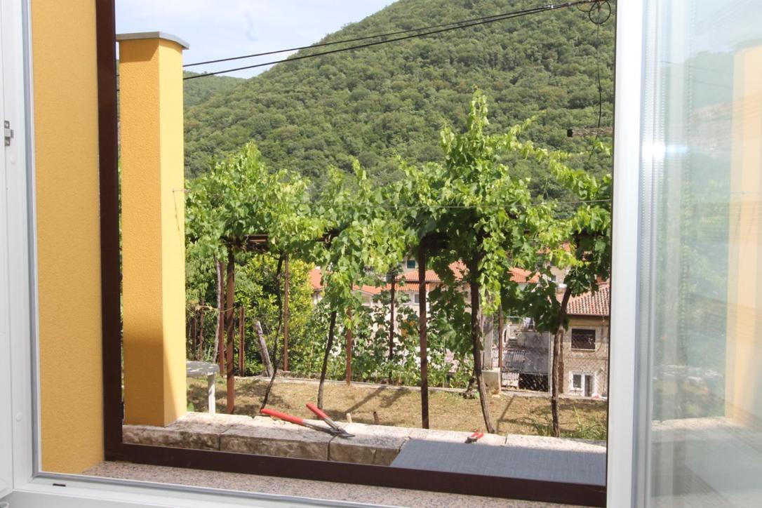 L Apartment Raša Екстериор снимка